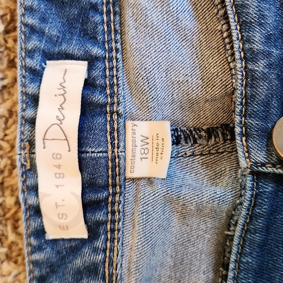 Cato Comtemporary Denim Shorts - Picture 2 of 5